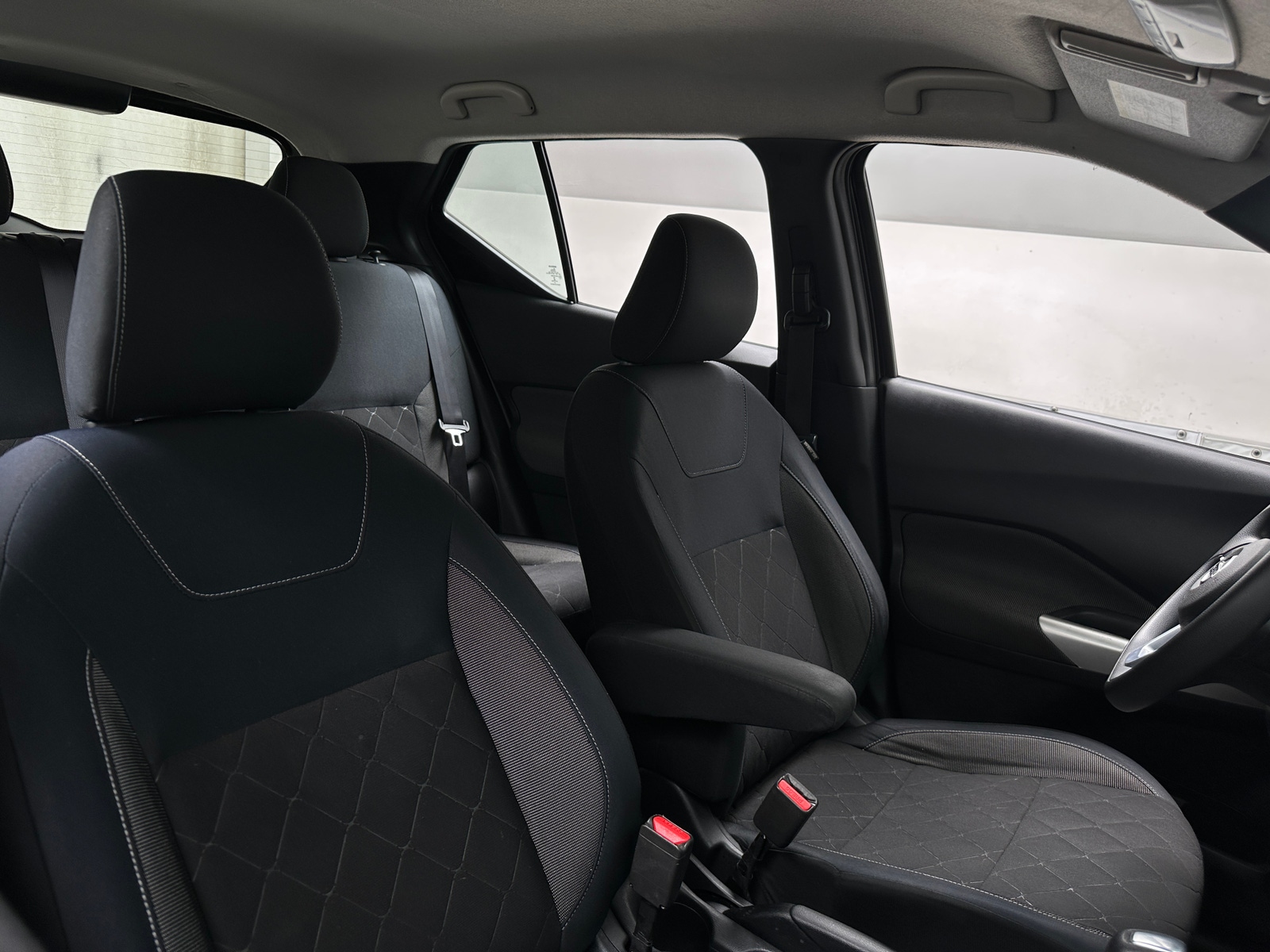 Thumbnail: 2019 Nissan Kicks - 2