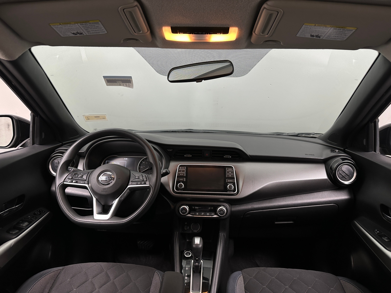 Thumbnail: 2019 Nissan Kicks - 3