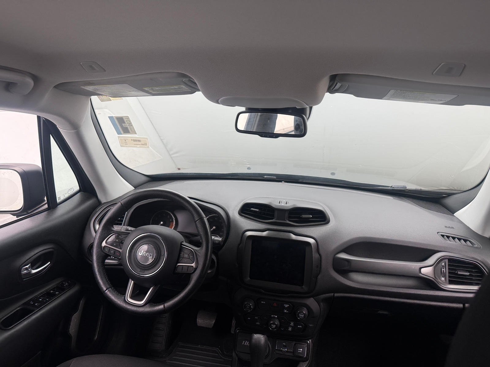 Thumbnail: 2022 Jeep Renegade - 3