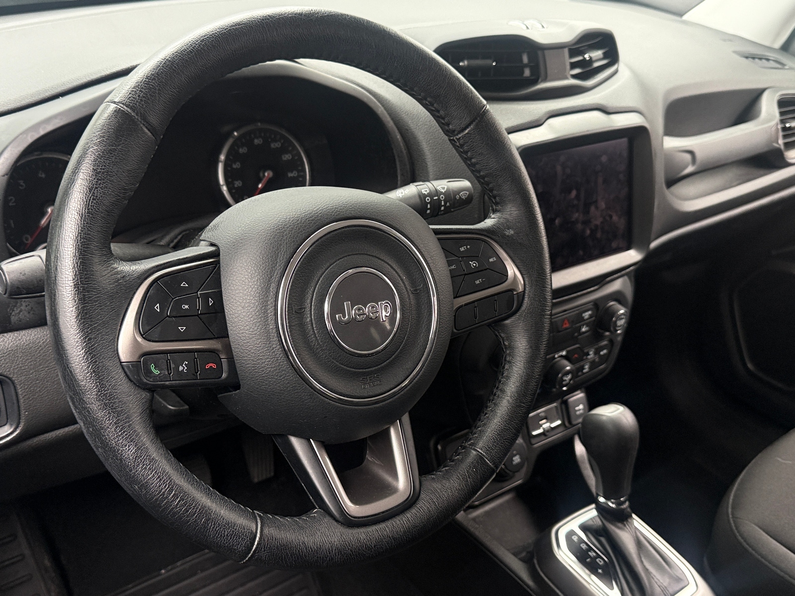 Thumbnail: 2022 Jeep Renegade - 5