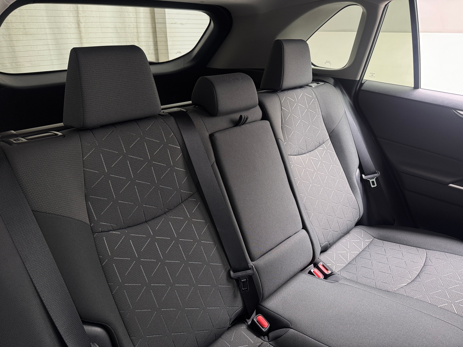 Thumbnail: 2020 Toyota RAV4 - 6