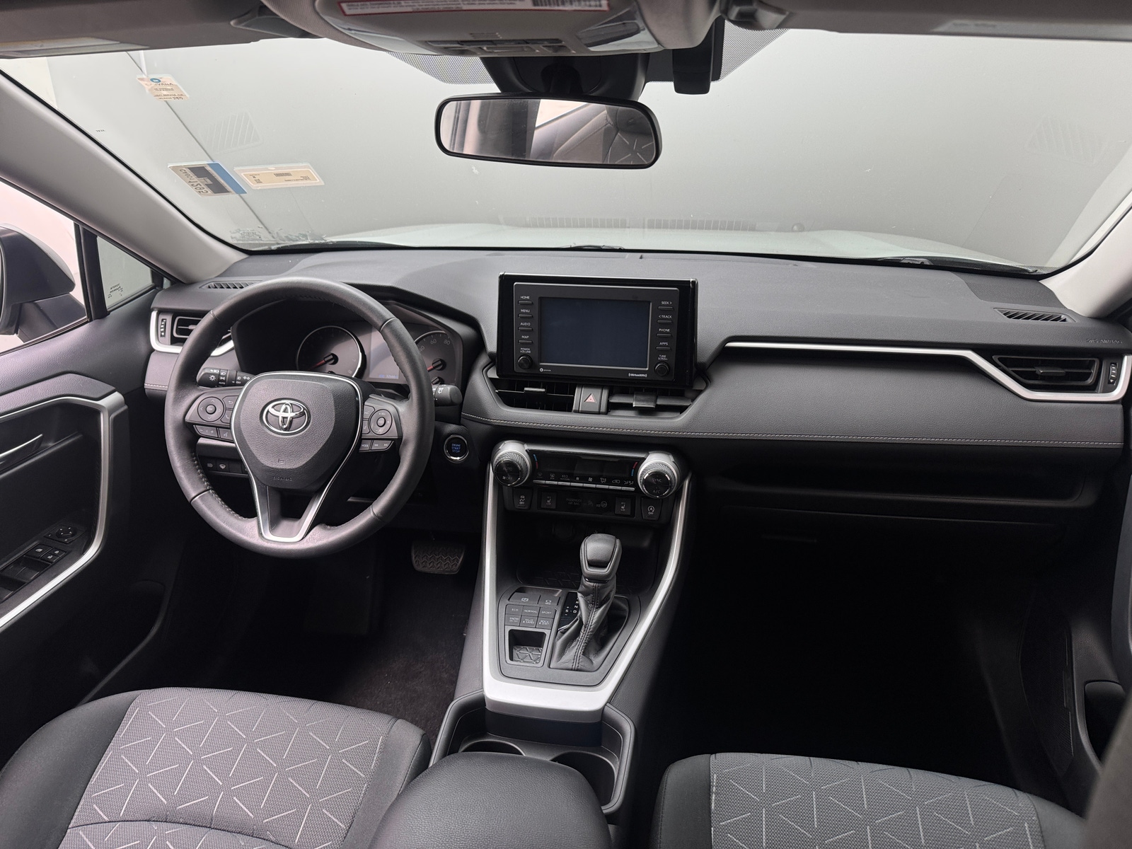 Thumbnail: 2020 Toyota RAV4 - 3