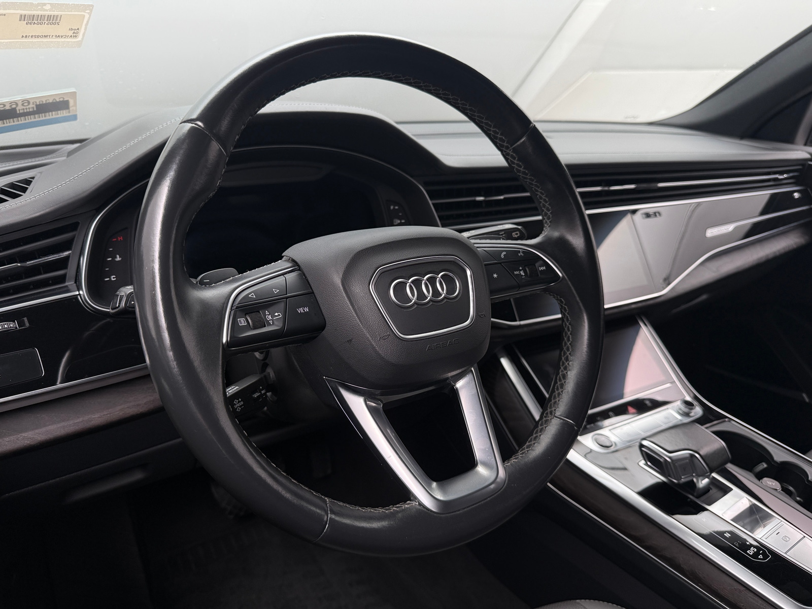 Thumbnail: 2021 Audi Q8 - 4