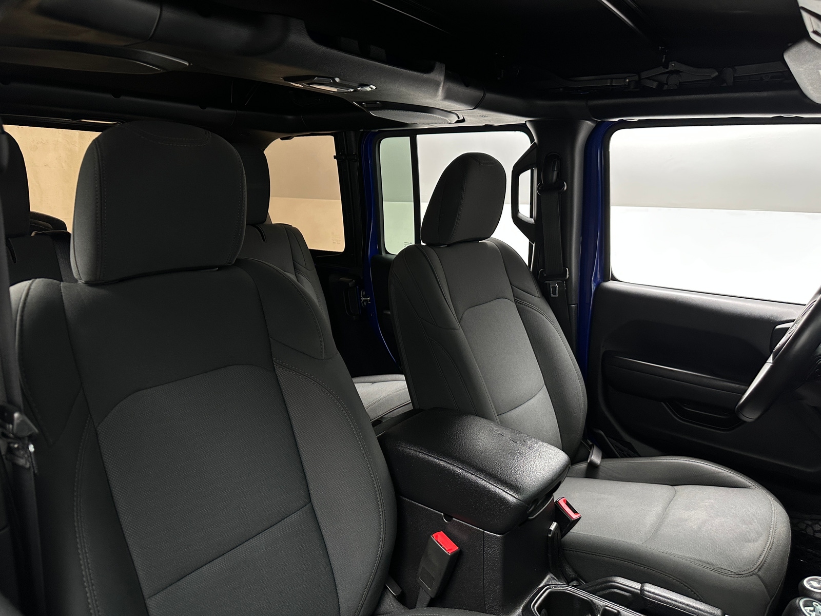 Thumbnail: 2019 Jeep Wrangler - 2