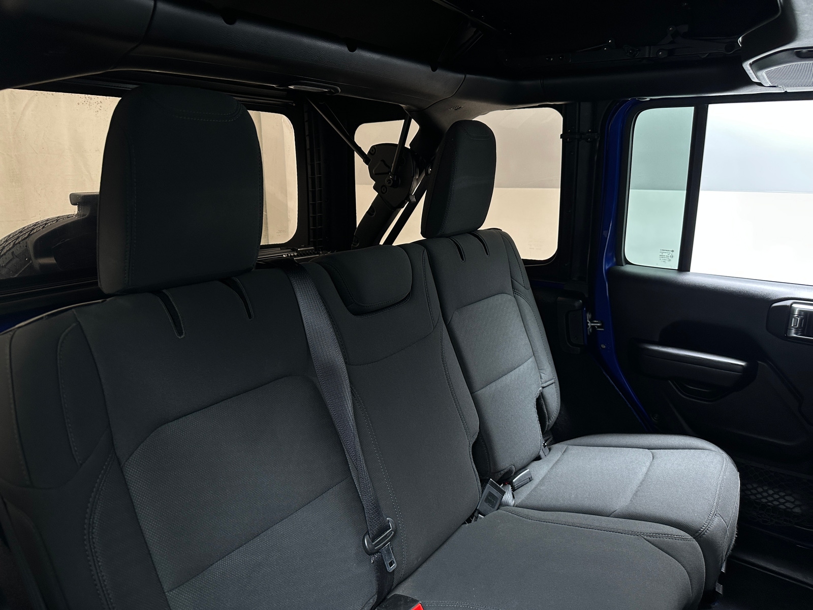 Thumbnail: 2019 Jeep Wrangler - 6