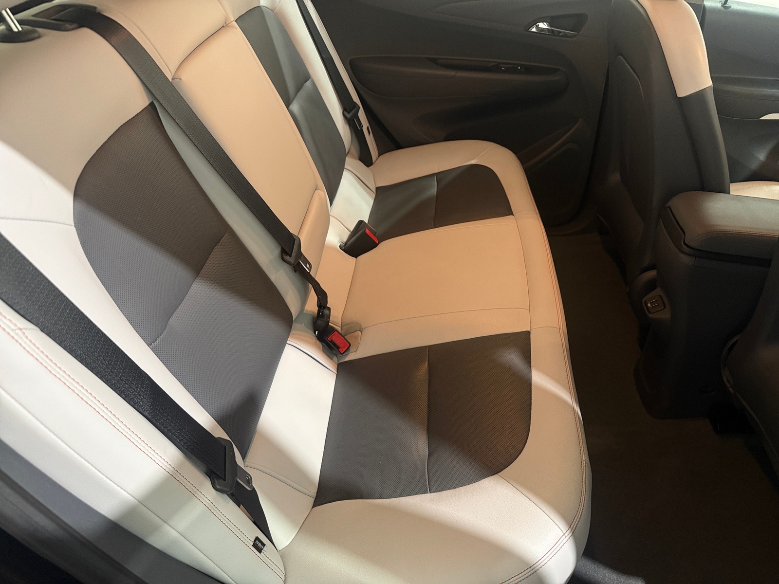 Thumbnail: 2019 Chevrolet Bolt EV - 5