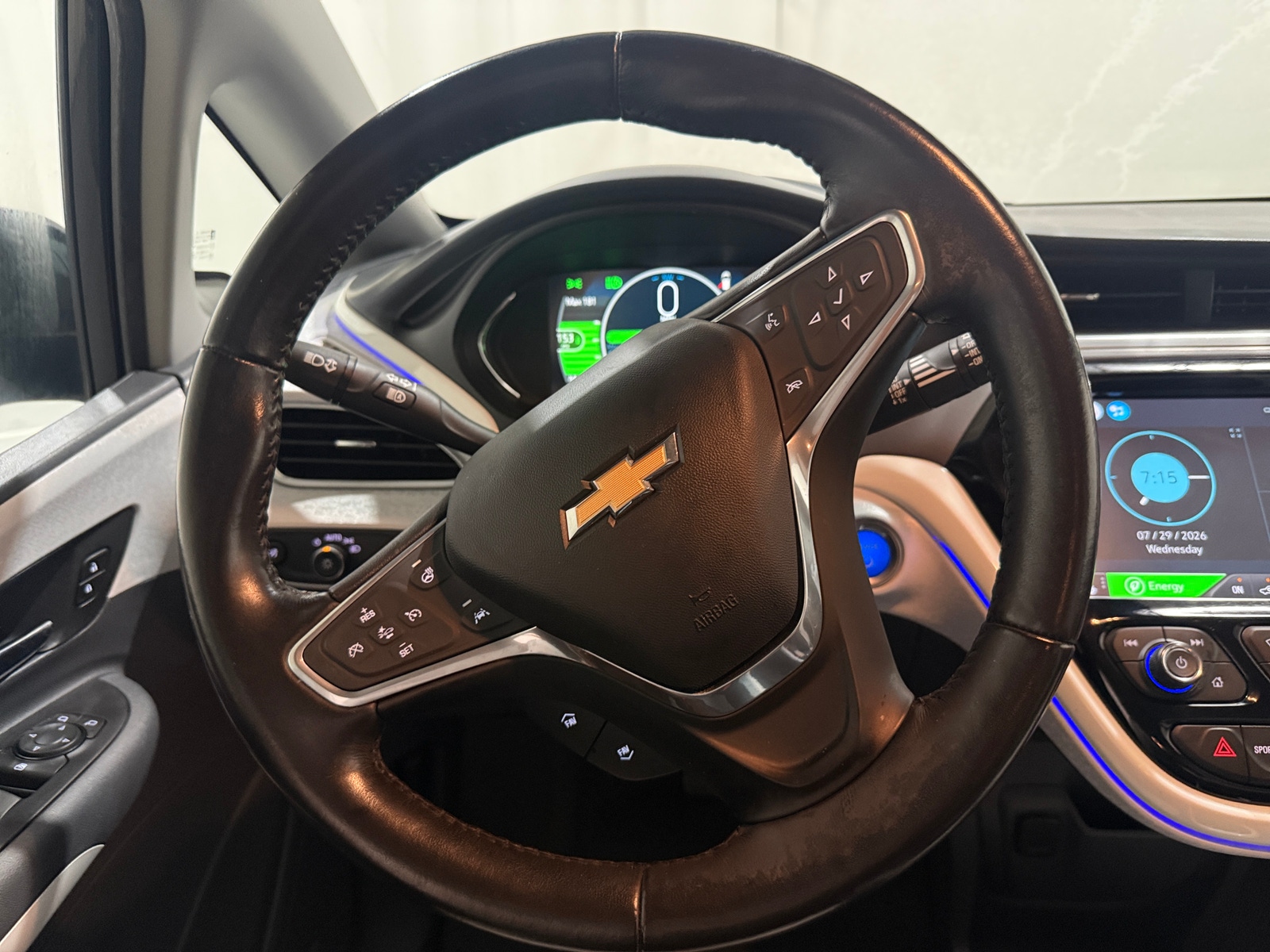 Thumbnail: 2019 Chevrolet Bolt EV - 4