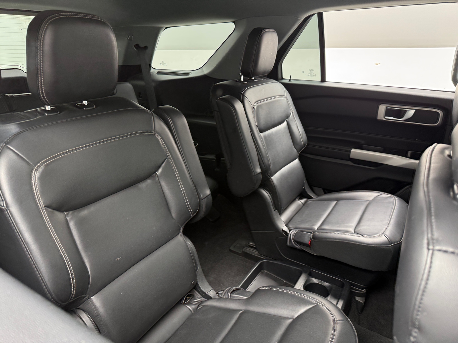 Thumbnail: 2021 Ford Explorer - 5