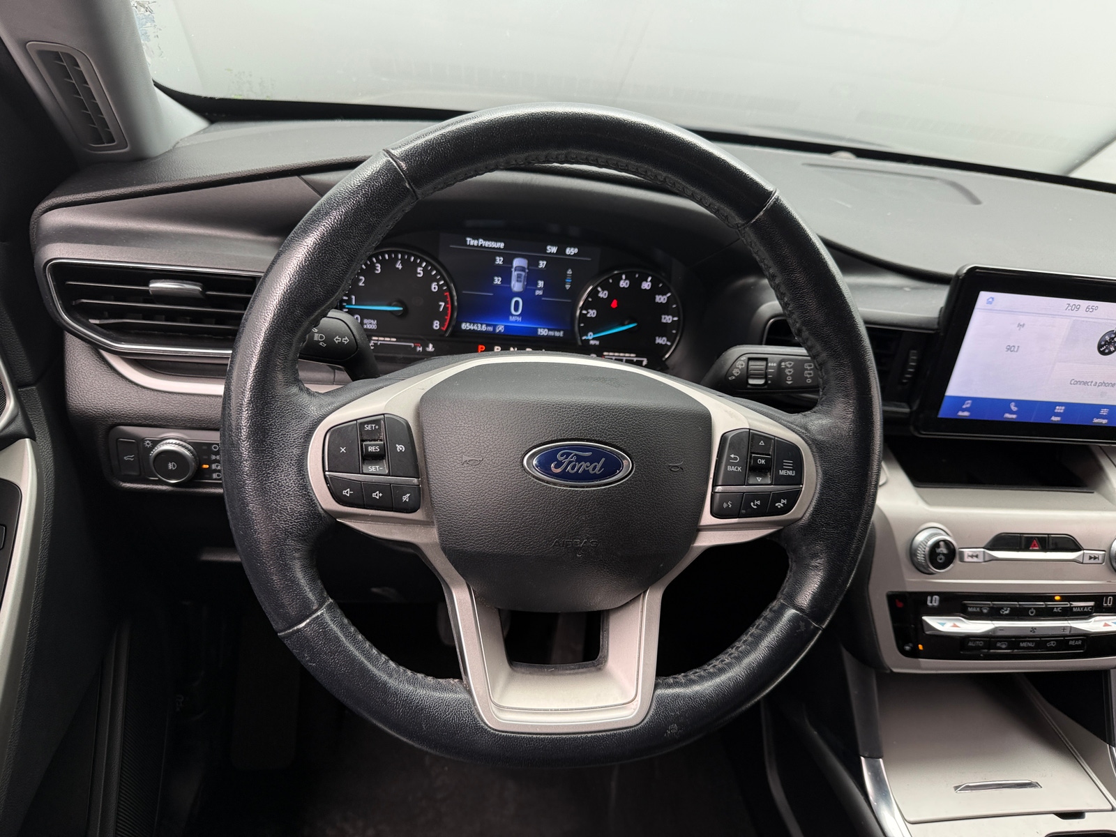 Thumbnail: 2021 Ford Explorer - 4