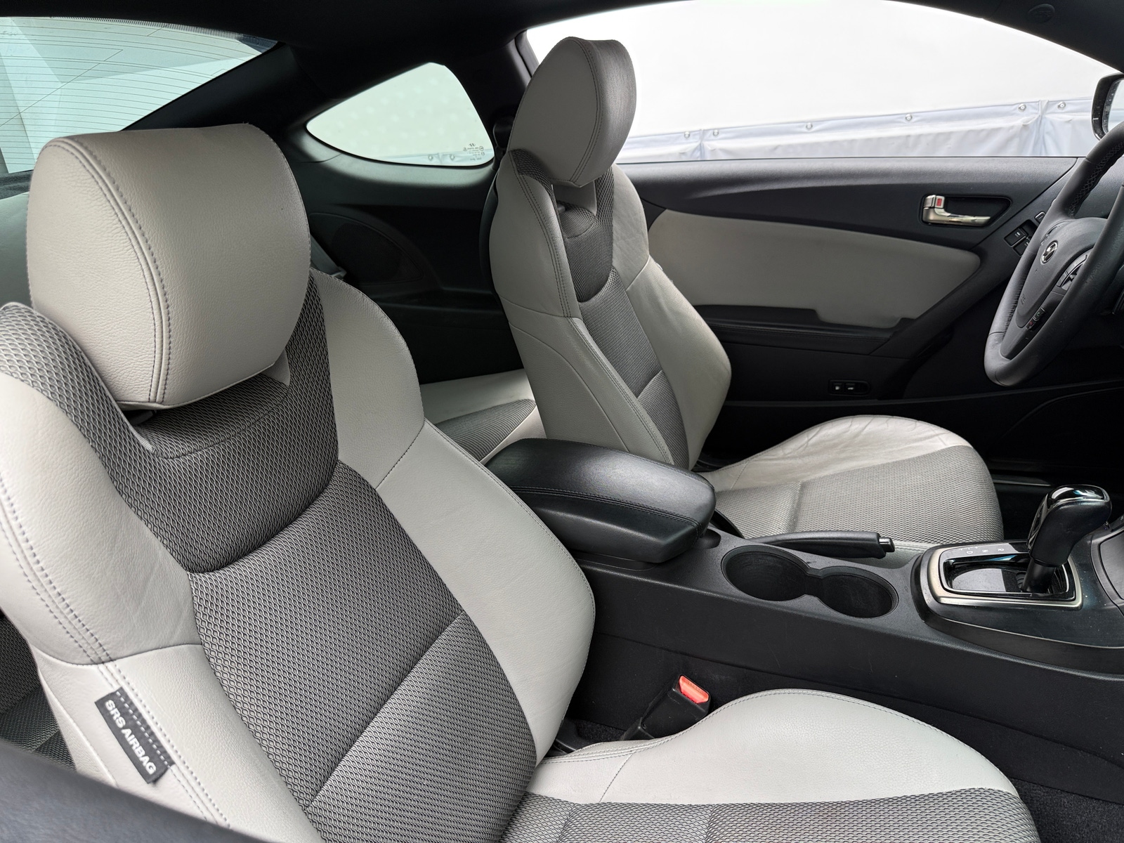 Thumbnail: 2014 Hyundai Genesis - 2