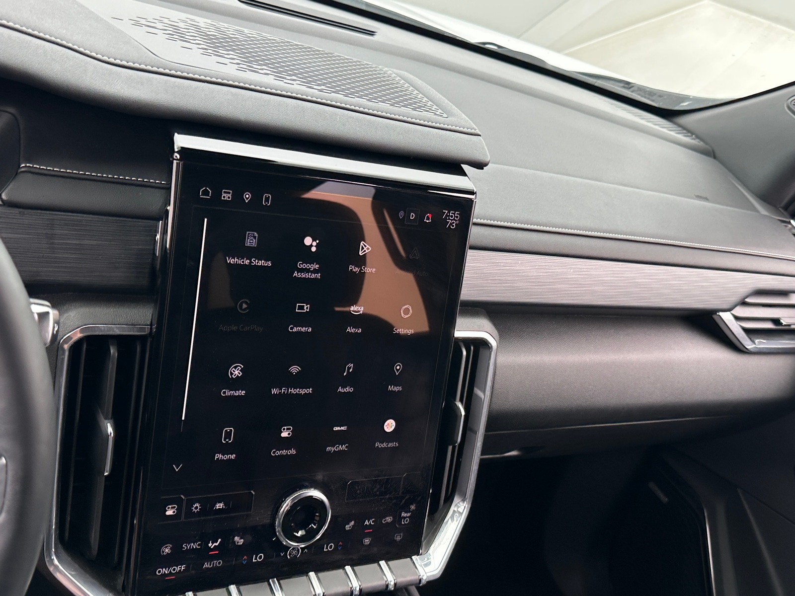Thumbnail: 2024 GMC Acadia - 3