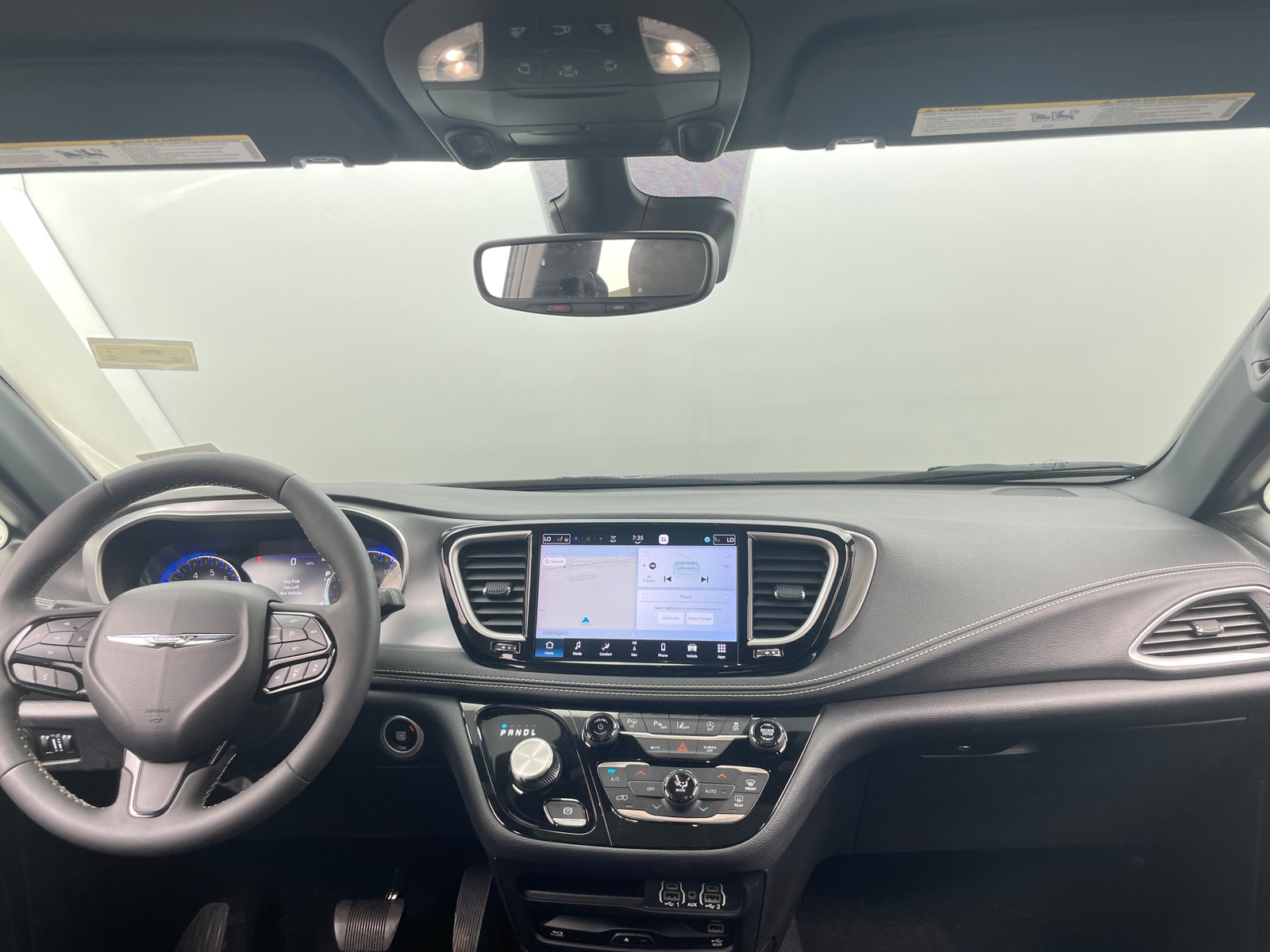 Thumbnail: 2023 Chrysler Pacifica - 2