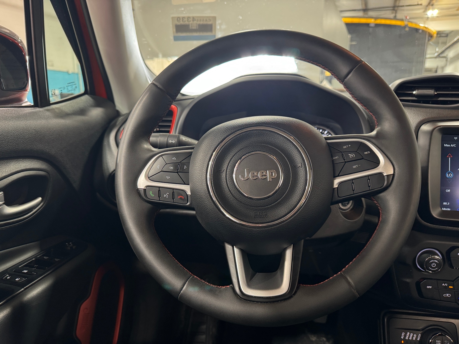 Thumbnail: 2023 Jeep Renegade - 5