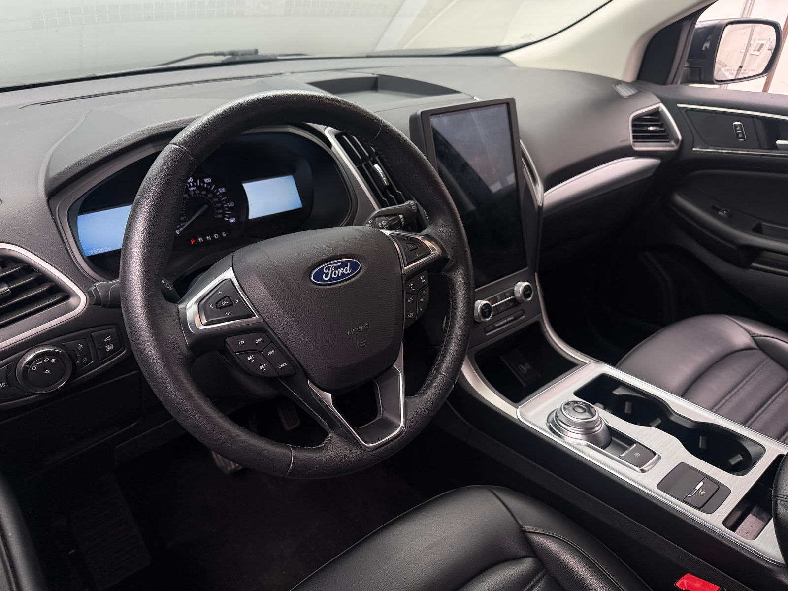 Thumbnail: 2022 Ford Edge - 4