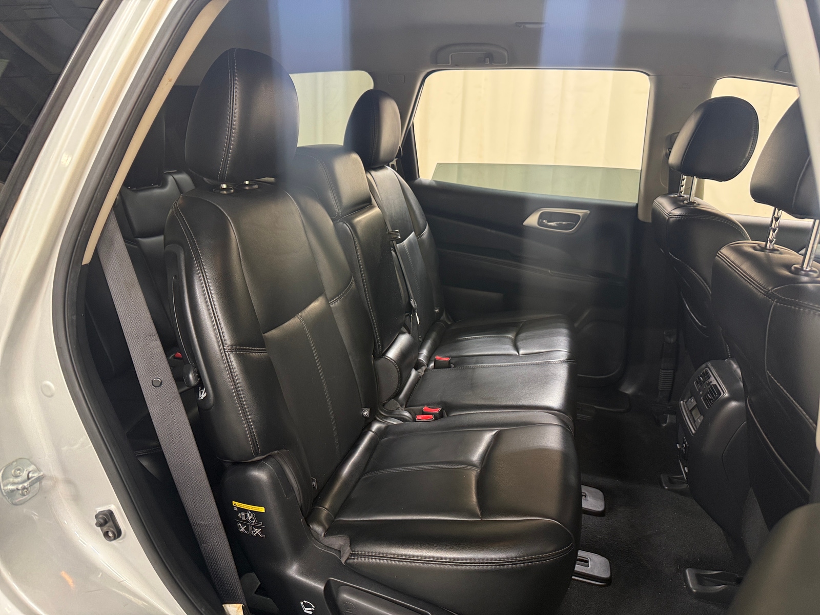 Thumbnail: 2017 Nissan Pathfinder - 5