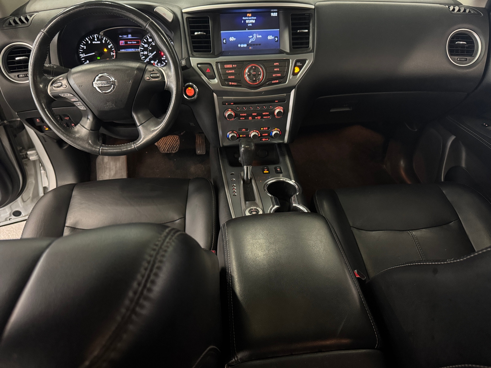 Thumbnail: 2017 Nissan Pathfinder - 2