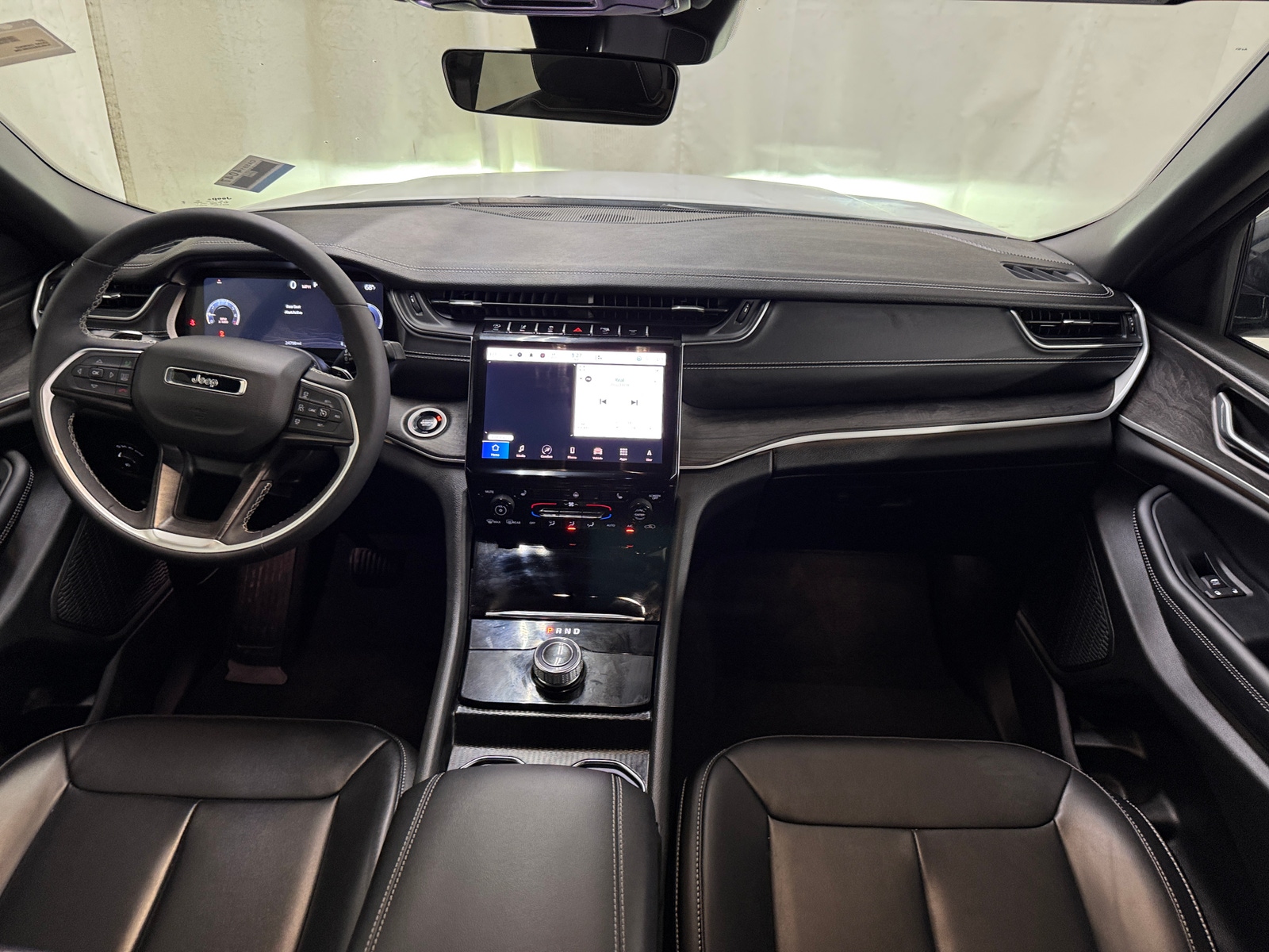 Thumbnail: 2025 Jeep Grand Cherokee - 2
