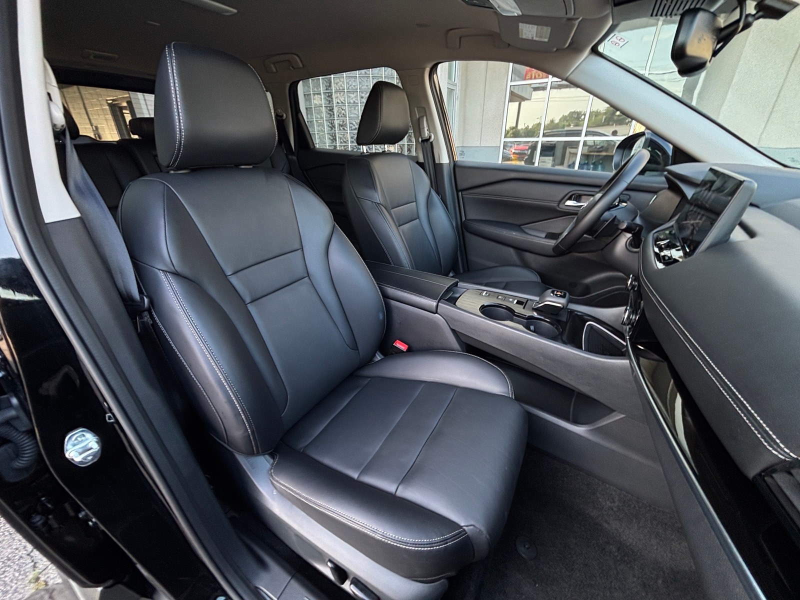 Thumbnail: 2026 Nissan Rogue - 2
