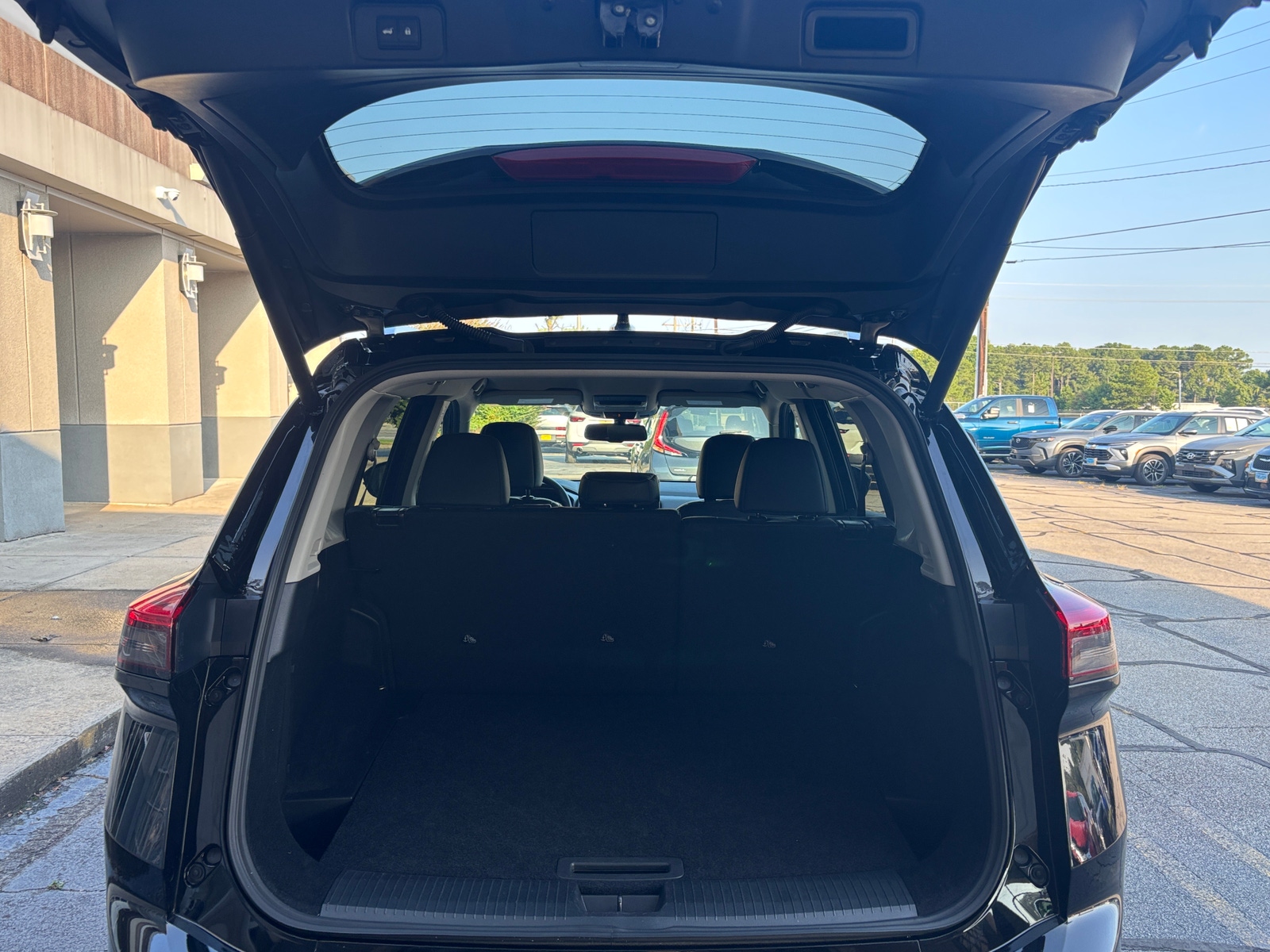 Thumbnail: 2026 Nissan Rogue - 6