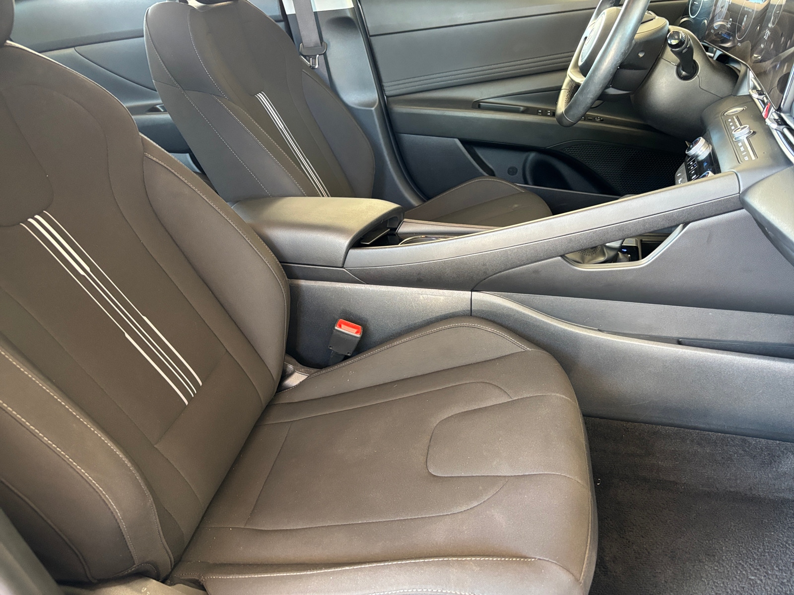 Thumbnail: 2025 Hyundai Elantra - 2