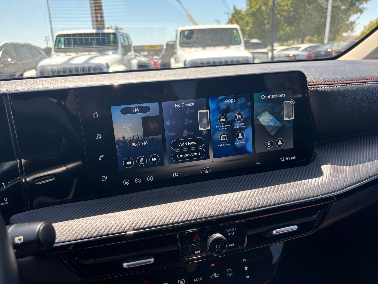 Thumbnail: 2026 Nissan Kicks - 4