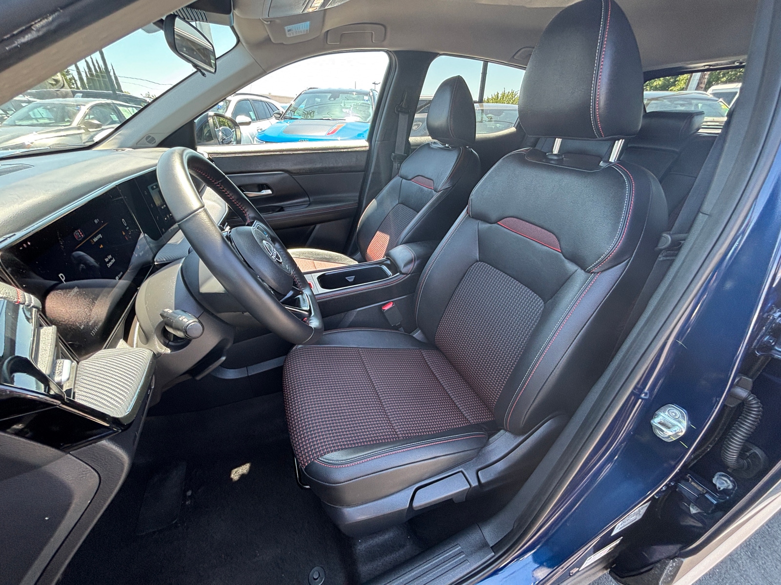 Thumbnail: 2026 Nissan Kicks - 2
