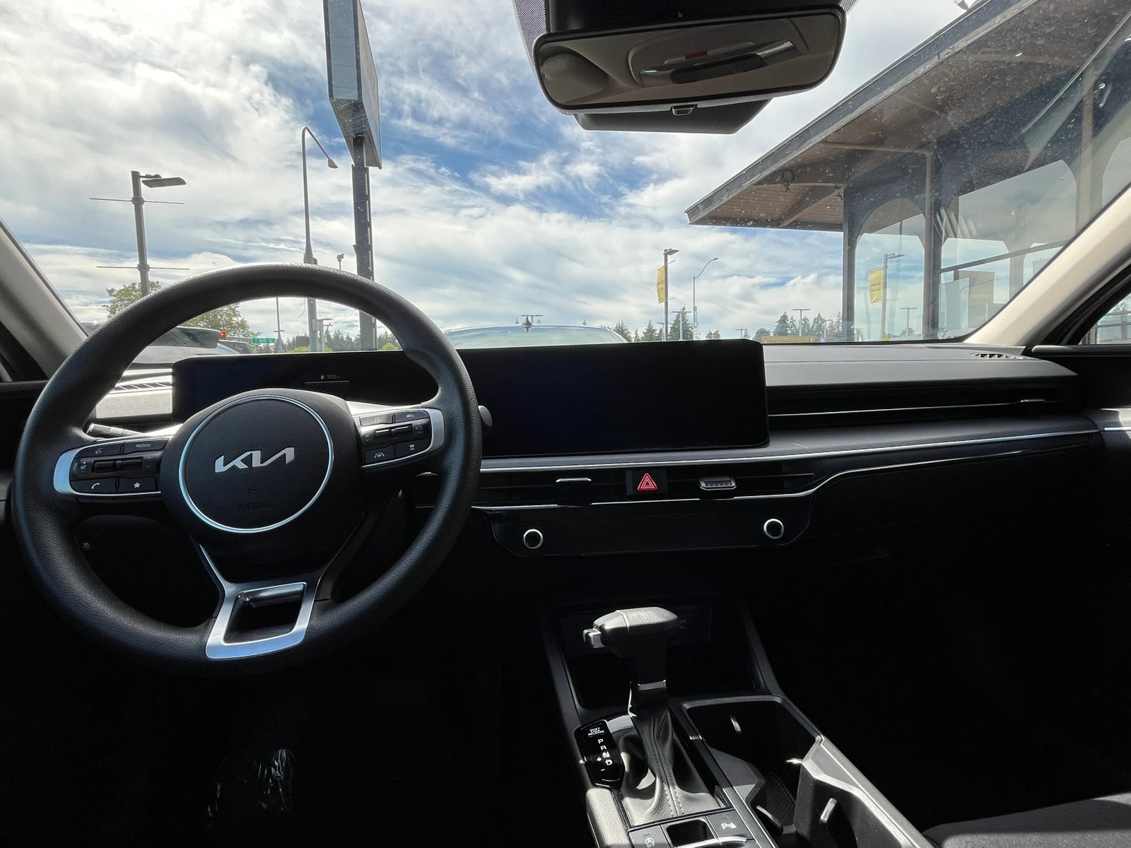 Thumbnail: 2025 Kia K5 - 3