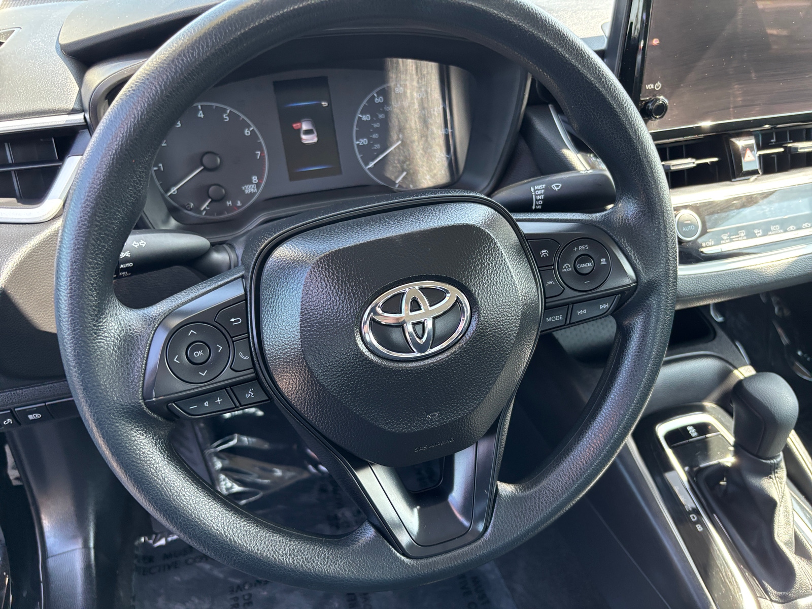 Thumbnail: 2025 Toyota Corolla - 5