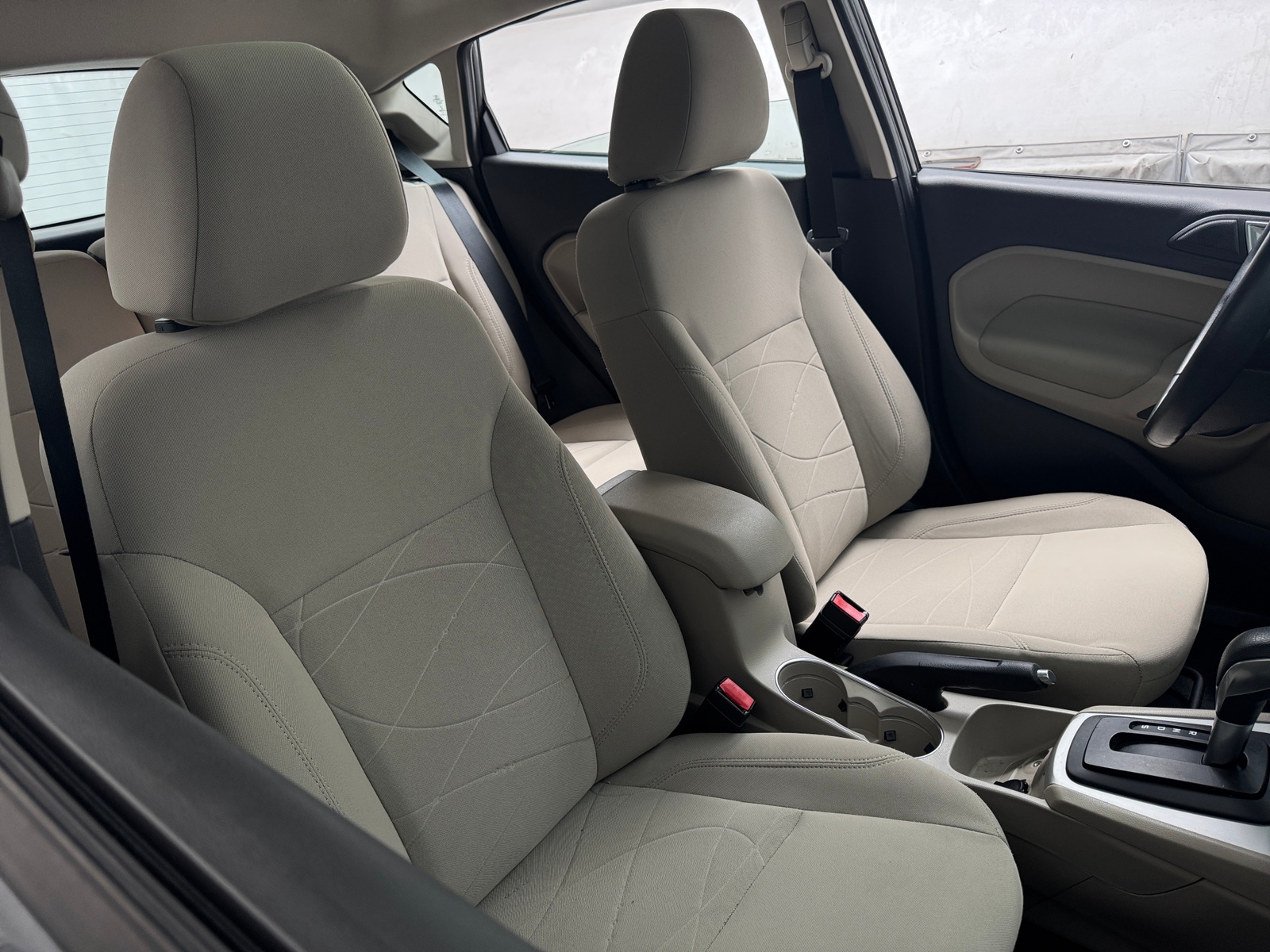 Thumbnail: 2015 Ford Fiesta - 2