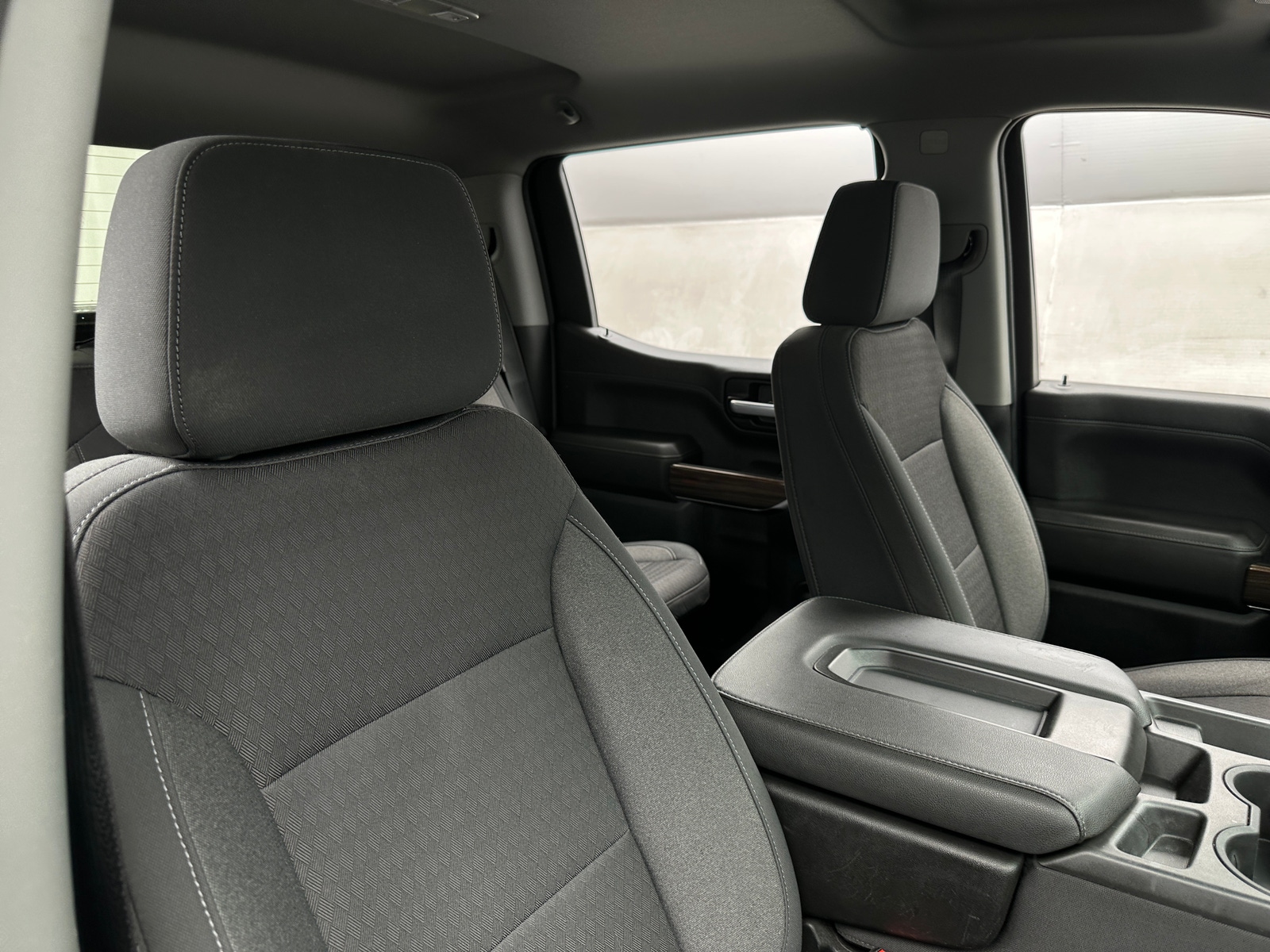 Thumbnail: 2021 Chevrolet Silverado 1500 - 2