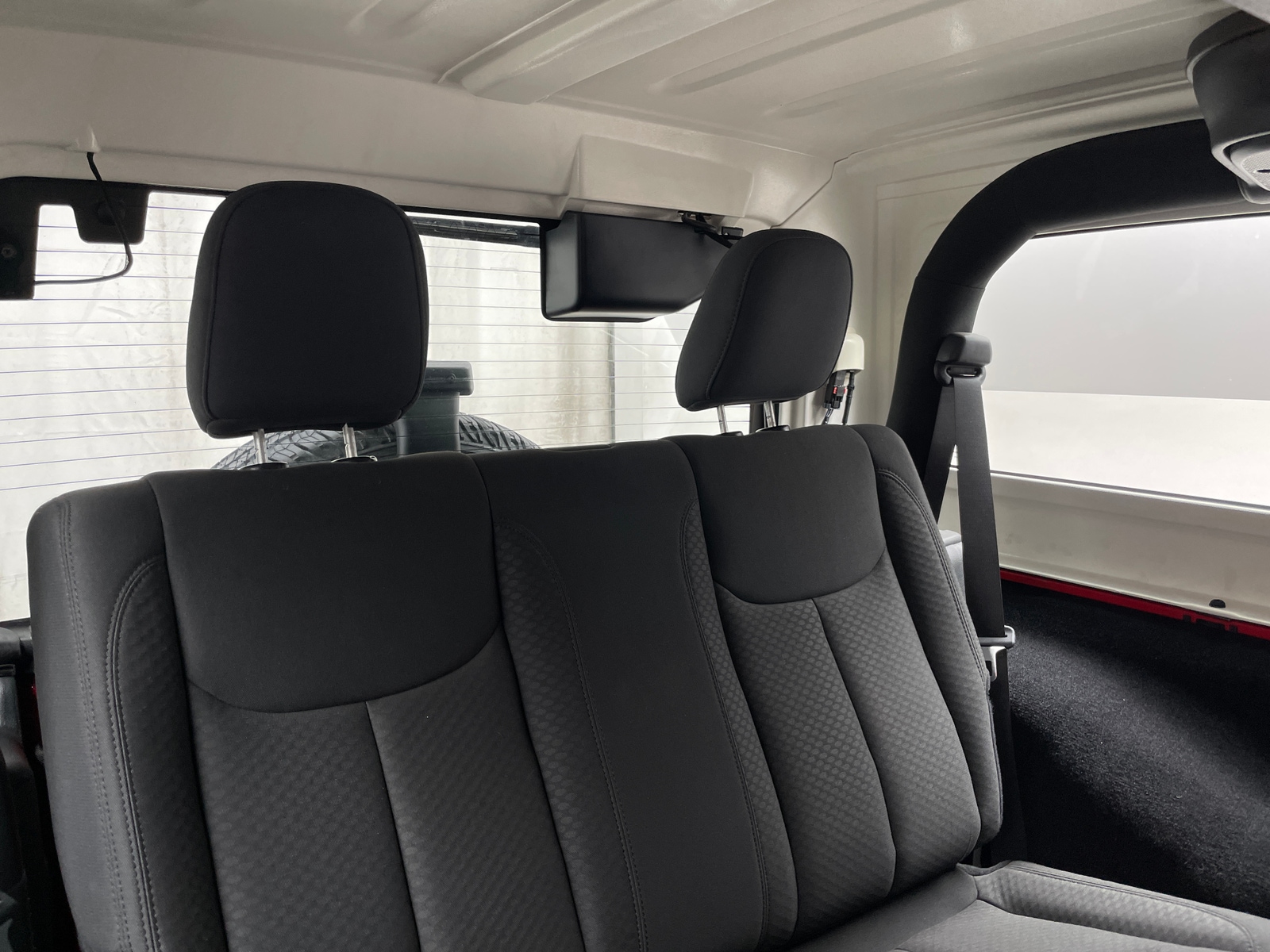Thumbnail: 2017 Jeep Wrangler - 6