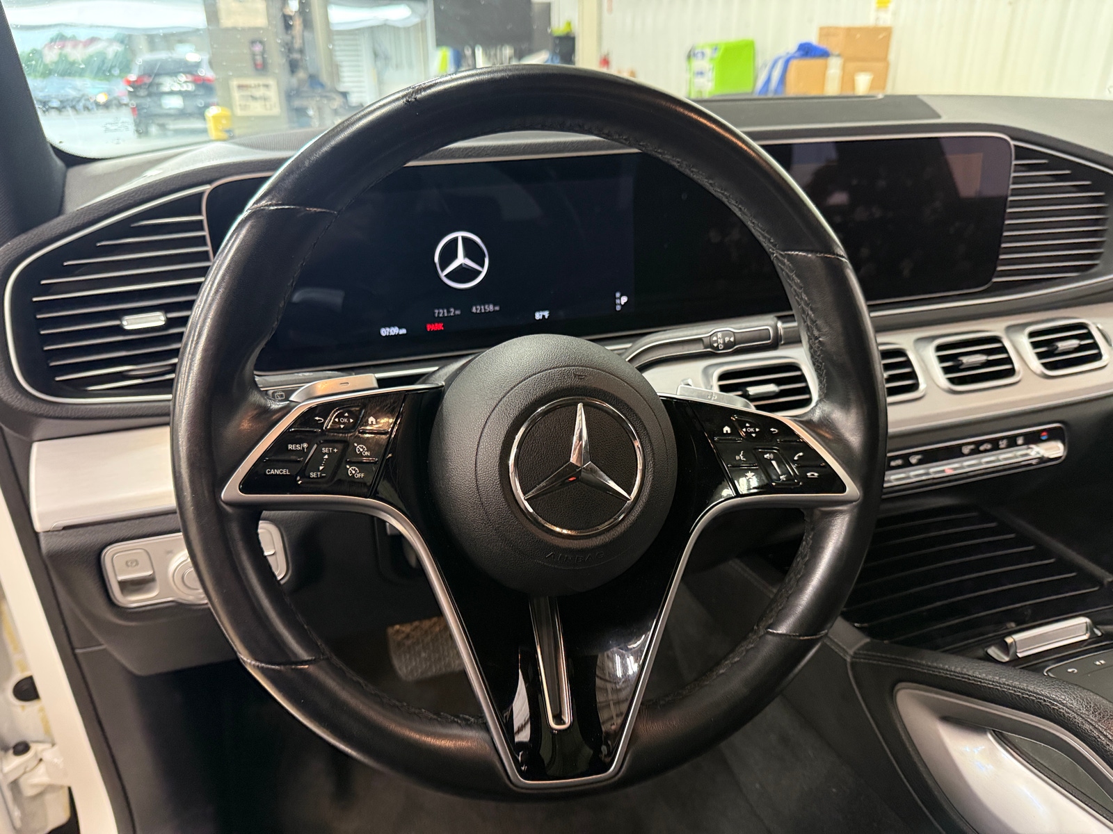 Thumbnail: 2024 Mercedes-Benz GLE - 4