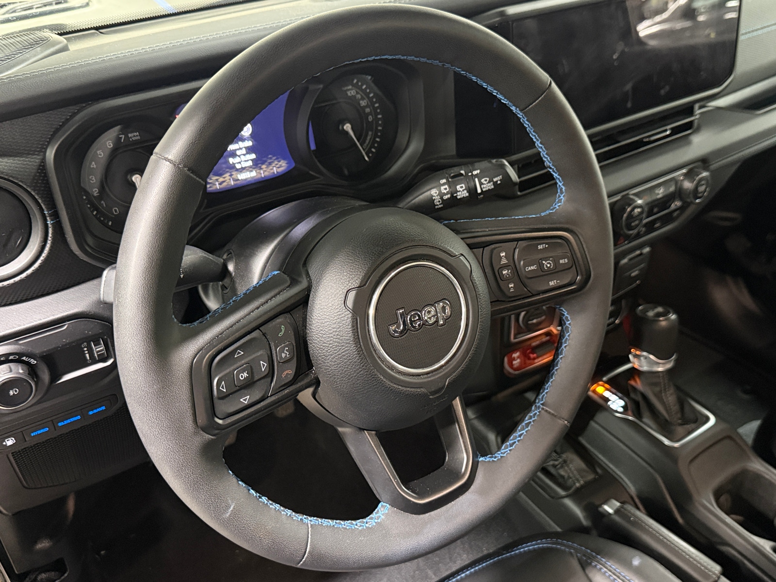 Thumbnail: 2024 Jeep Wrangler - 4