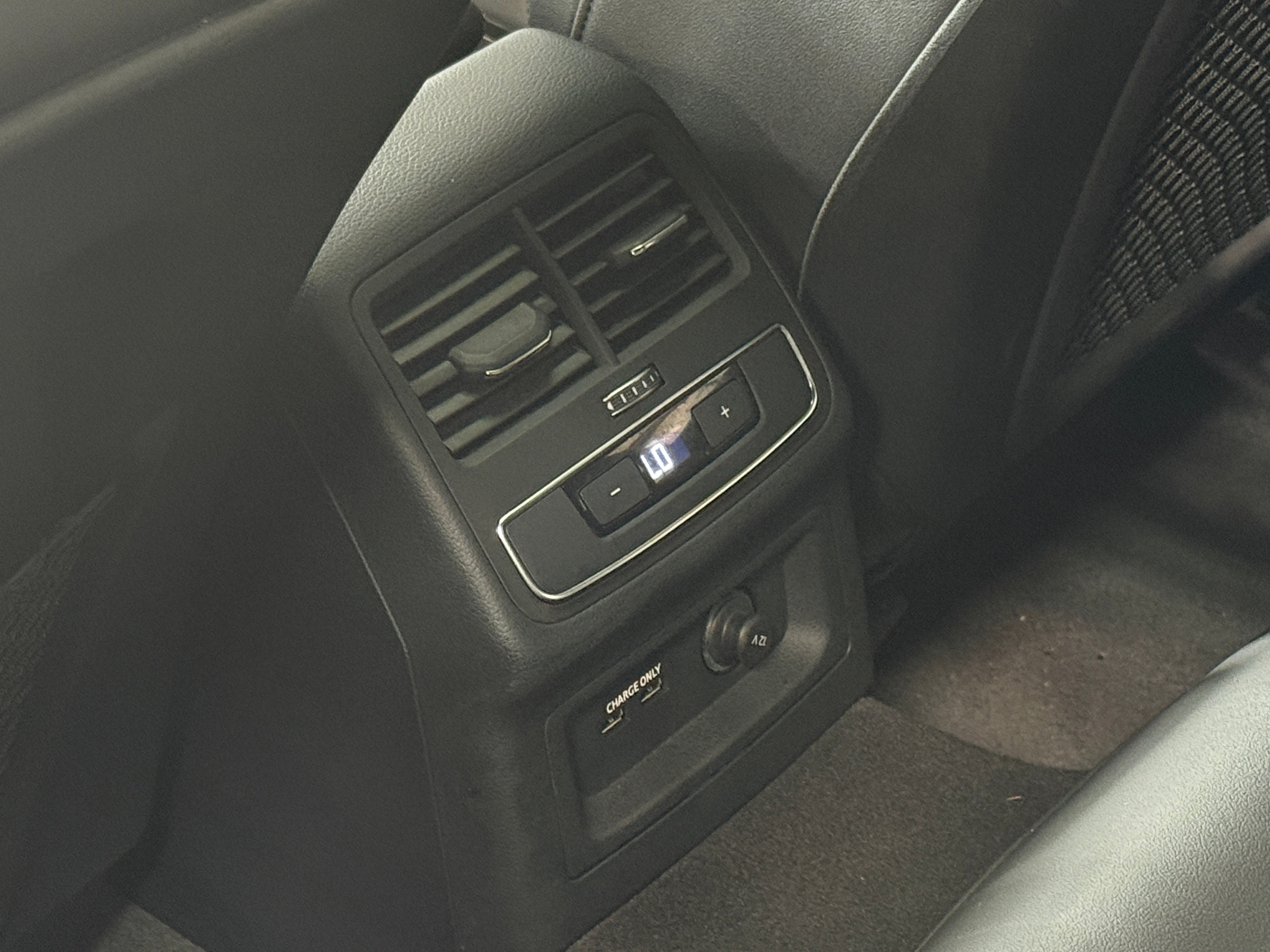 WAUDACF58SA005380