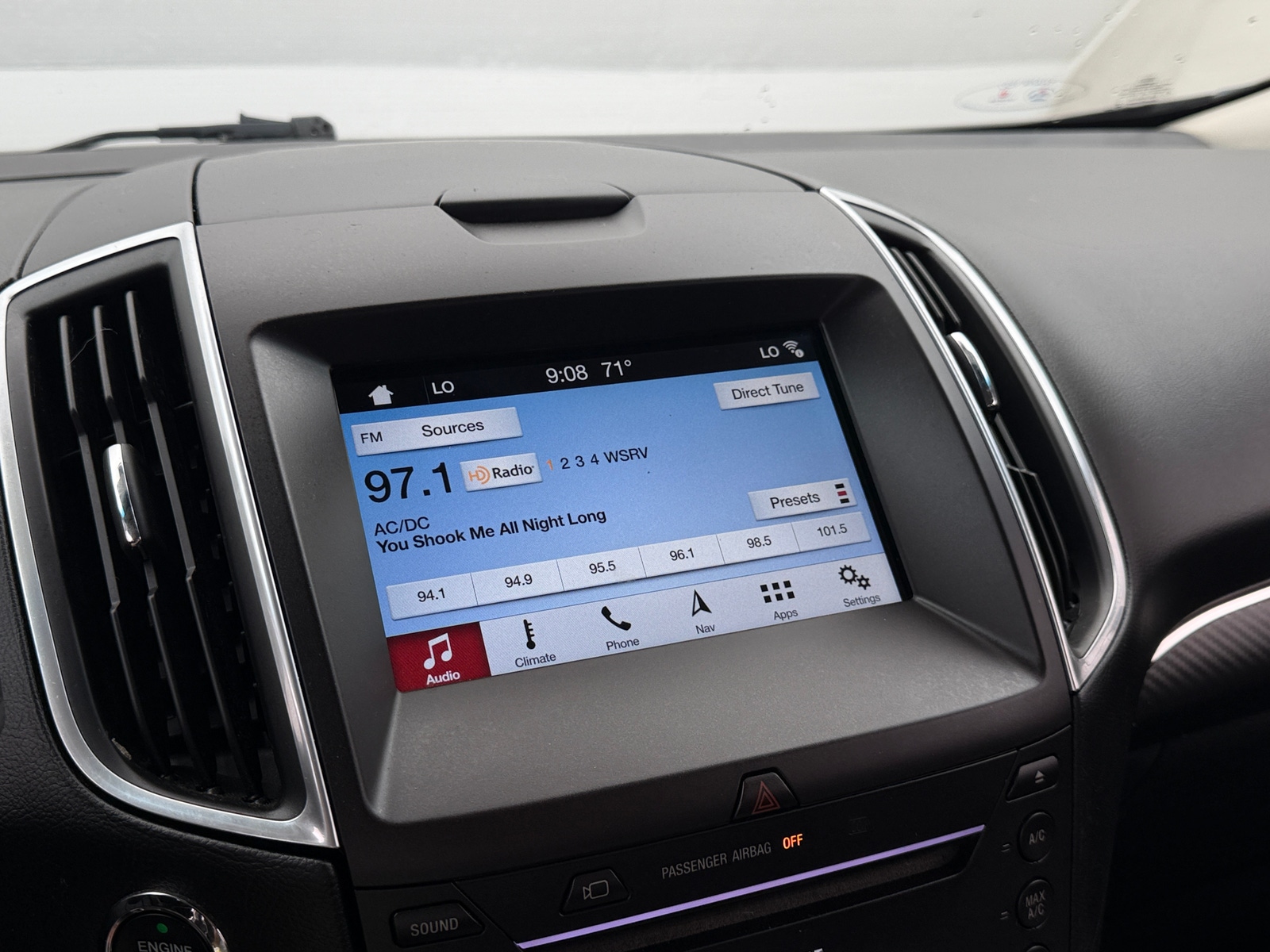 Thumbnail: 2016 Ford Edge - 3