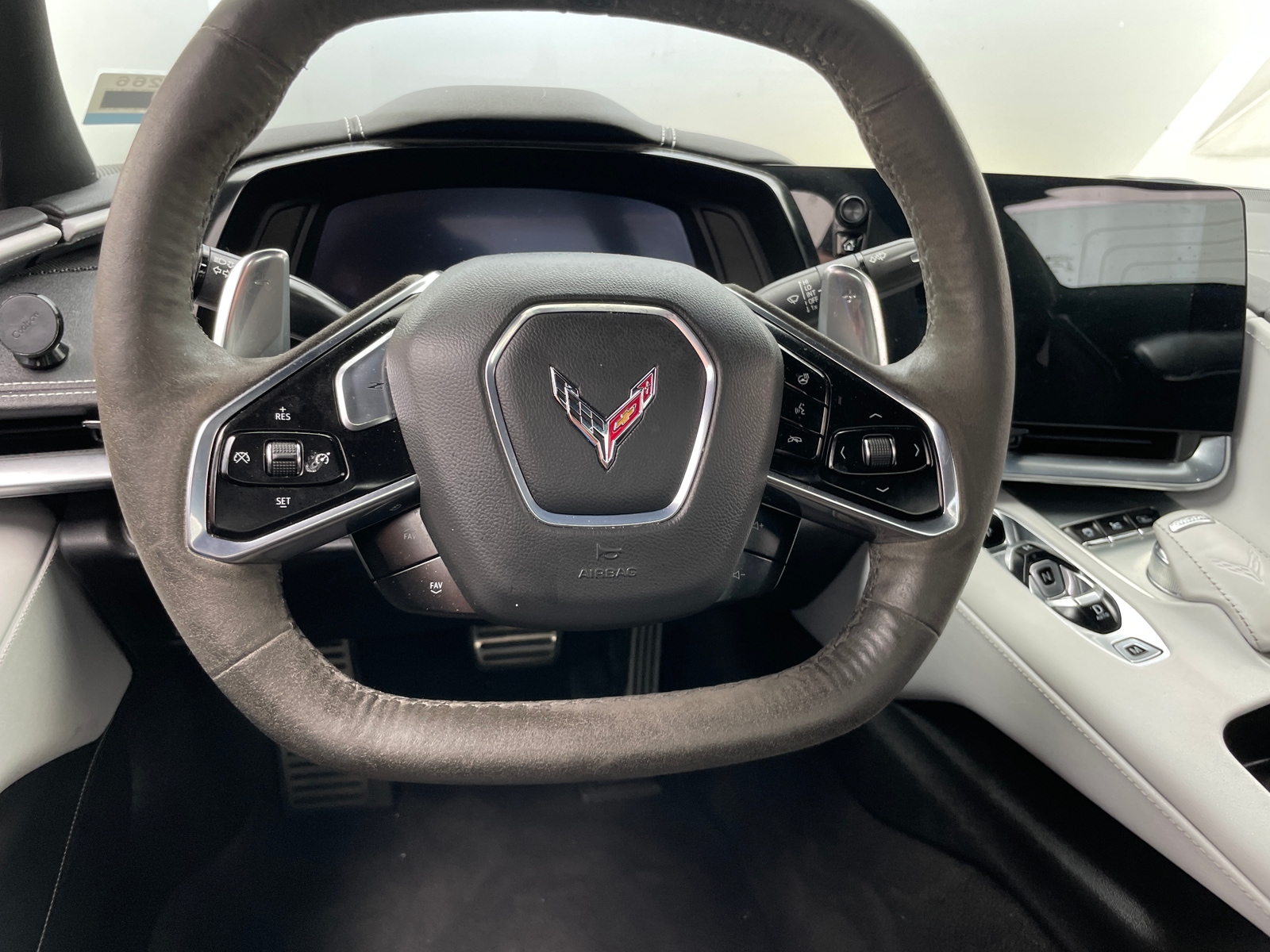 Thumbnail: 2022 Chevrolet Corvette - 3