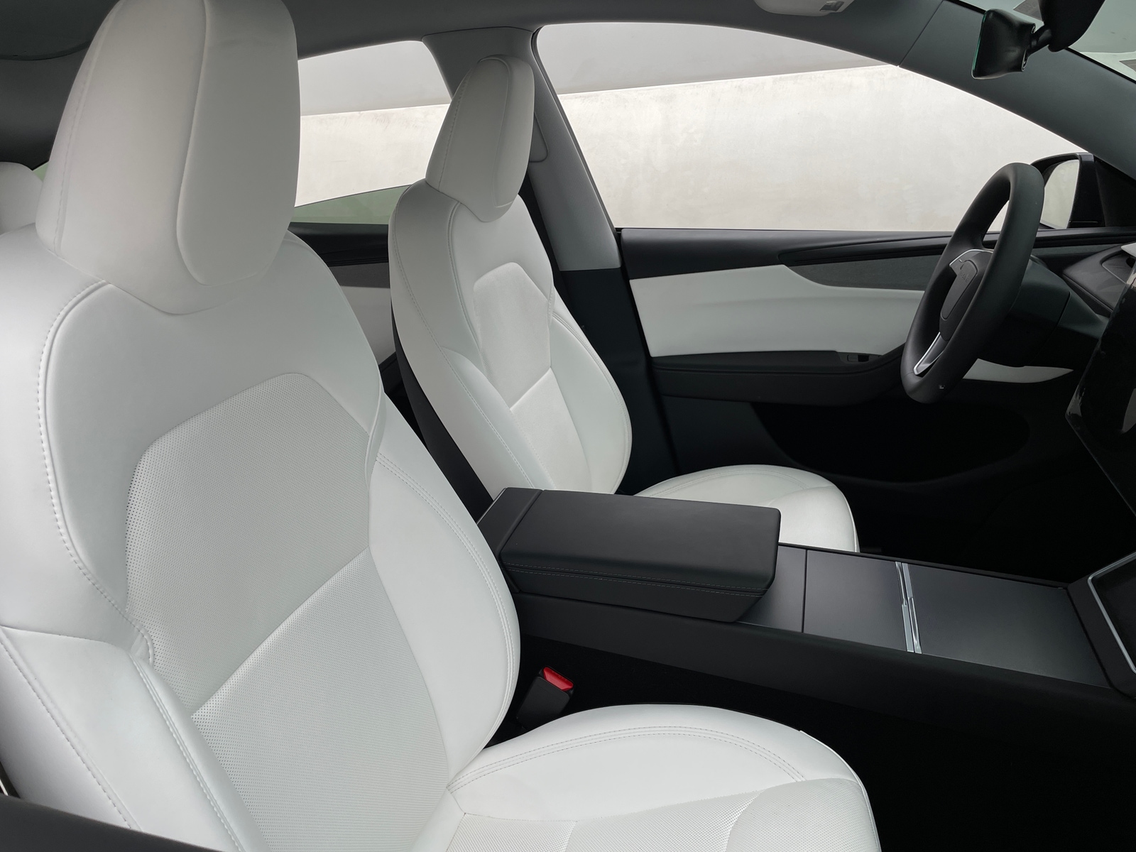 Thumbnail: 2026 Tesla Model Y - 2
