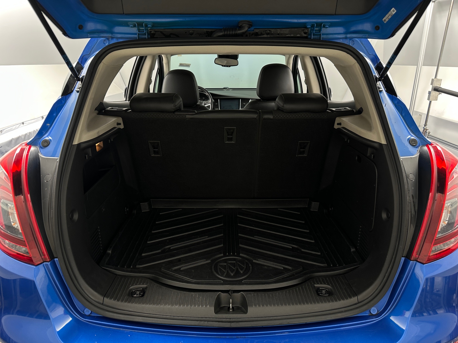 Thumbnail: 2018 Buick Encore - 6