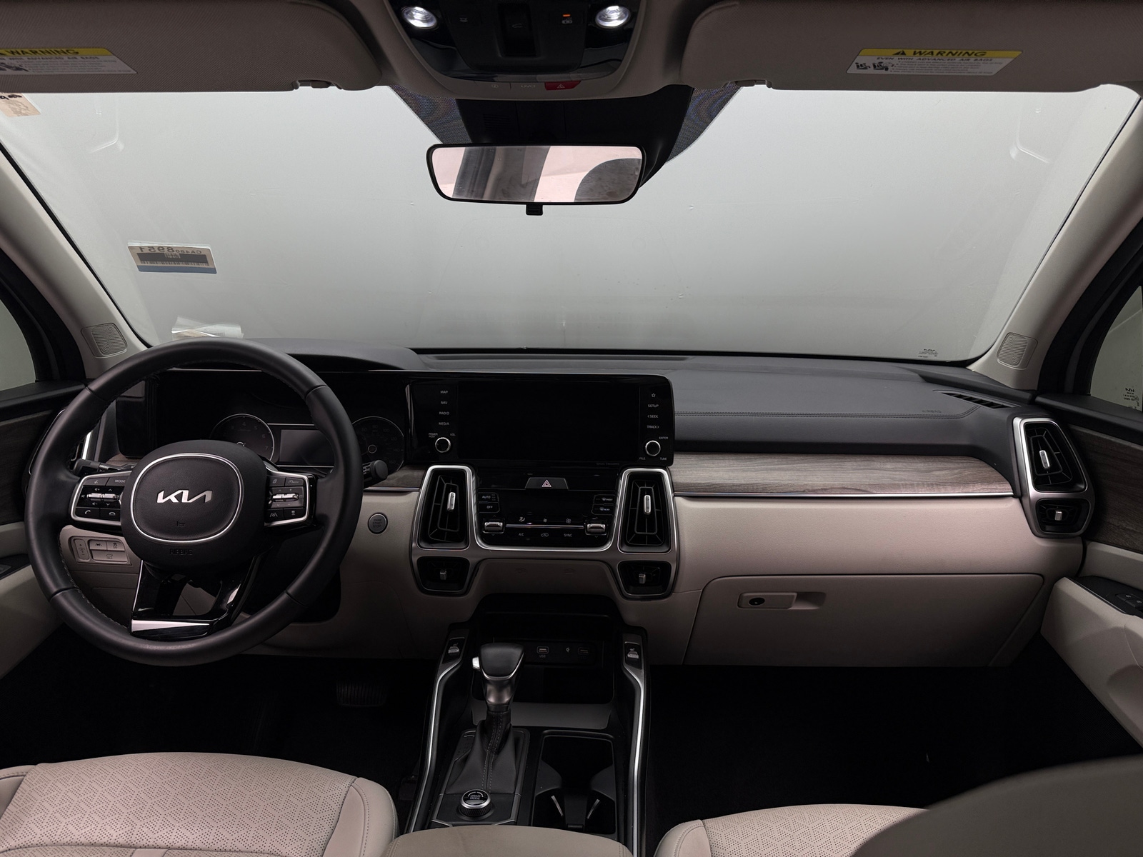 Thumbnail: 2022 Kia Sorento - 2