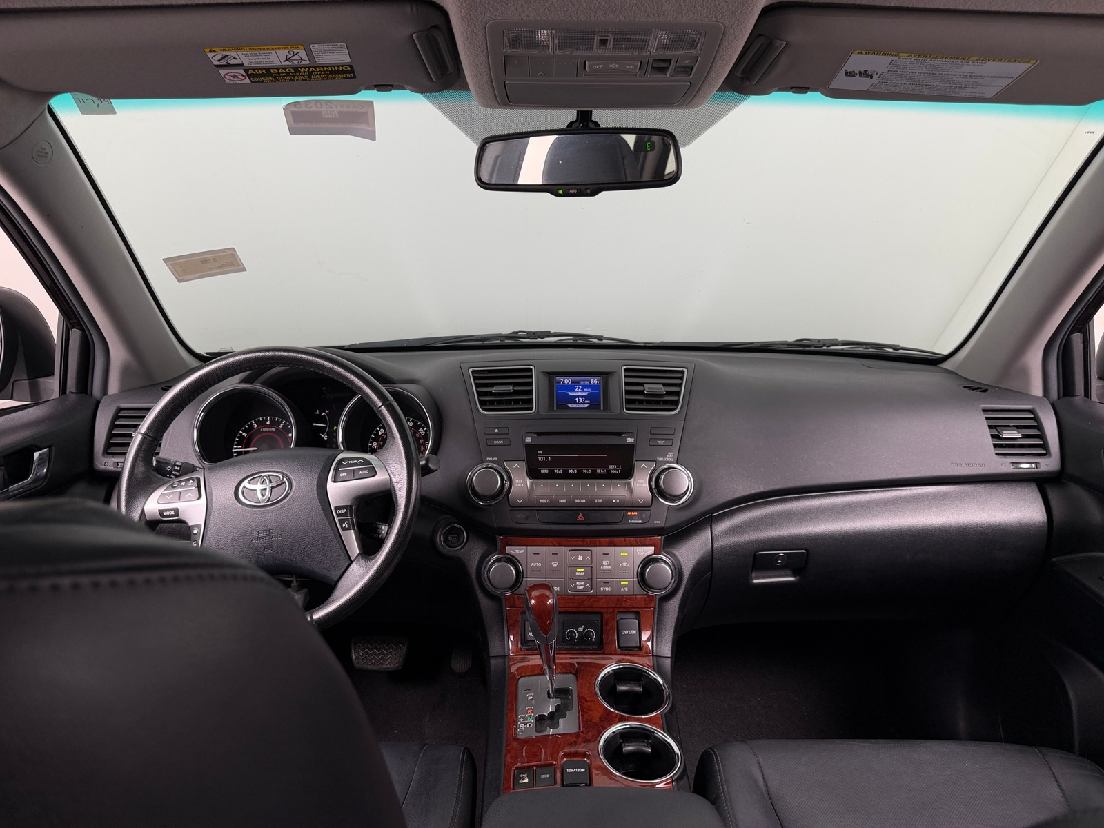 Thumbnail: 2011 Toyota Highlander - 2