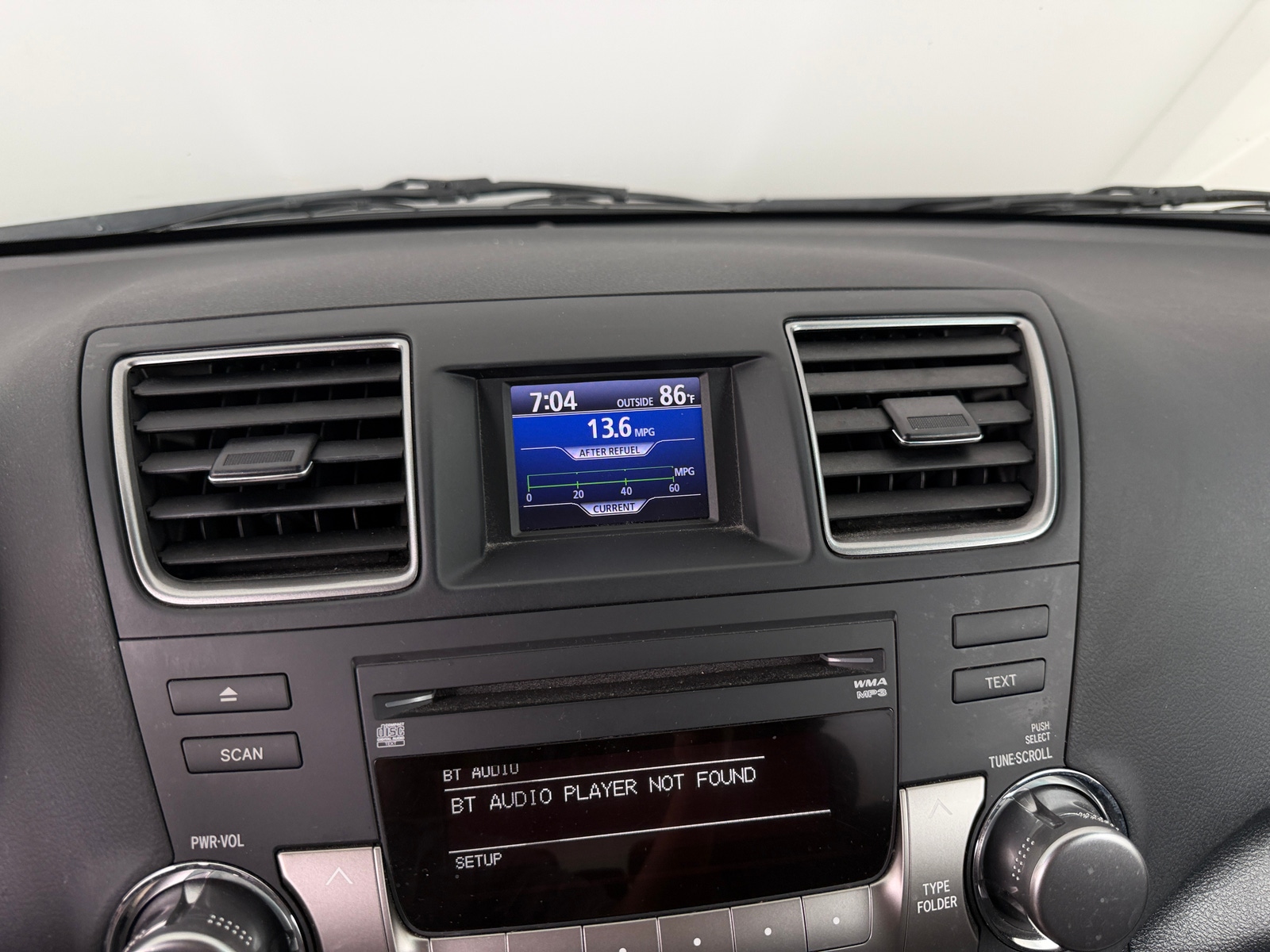 Thumbnail: 2011 Toyota Highlander - 3