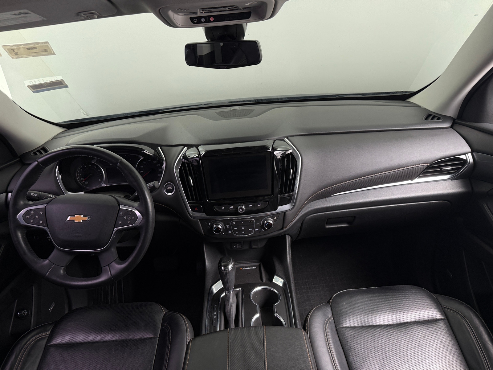 Thumbnail: 2020 Chevrolet Traverse - 2