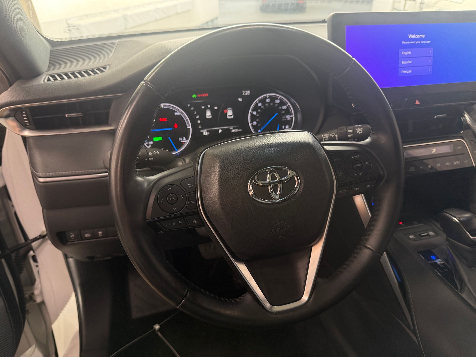 Thumbnail: 2023 Toyota Venza - 4
