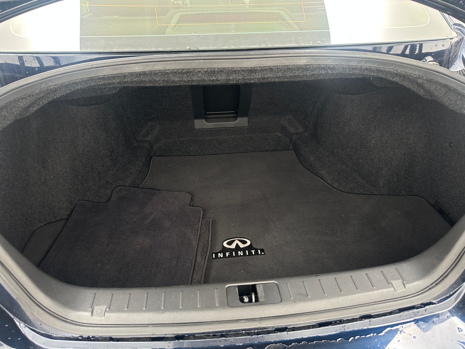 Thumbnail: 2019 INFINITI Q70 - 6