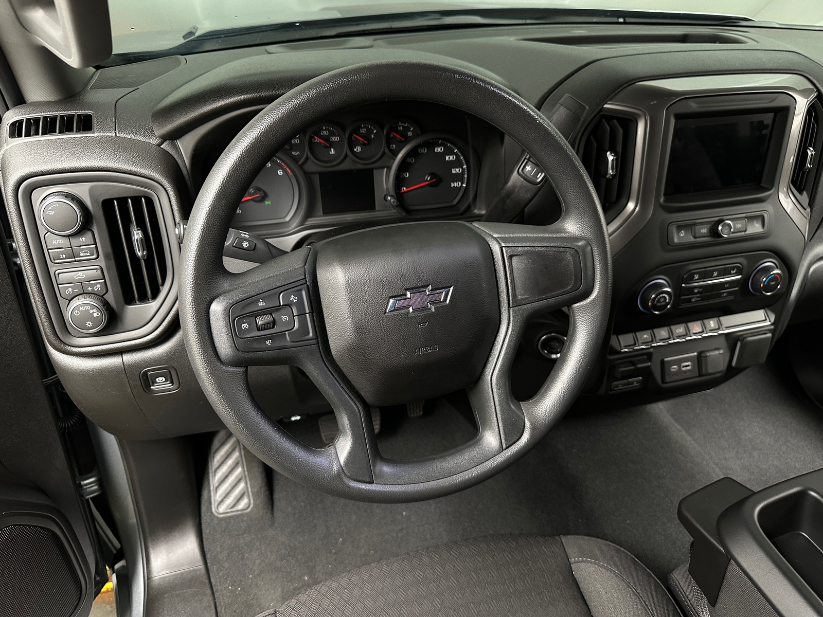 Thumbnail: 2026 Chevrolet Silverado 1500 - 5