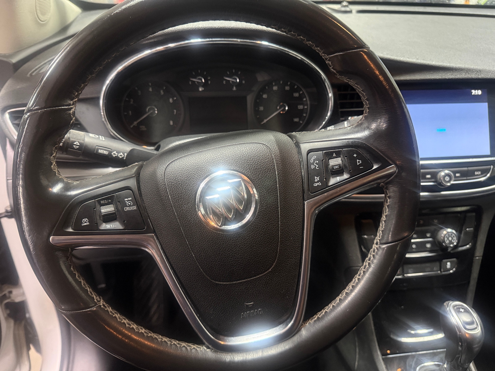 Thumbnail: 2019 Buick Encore - 4