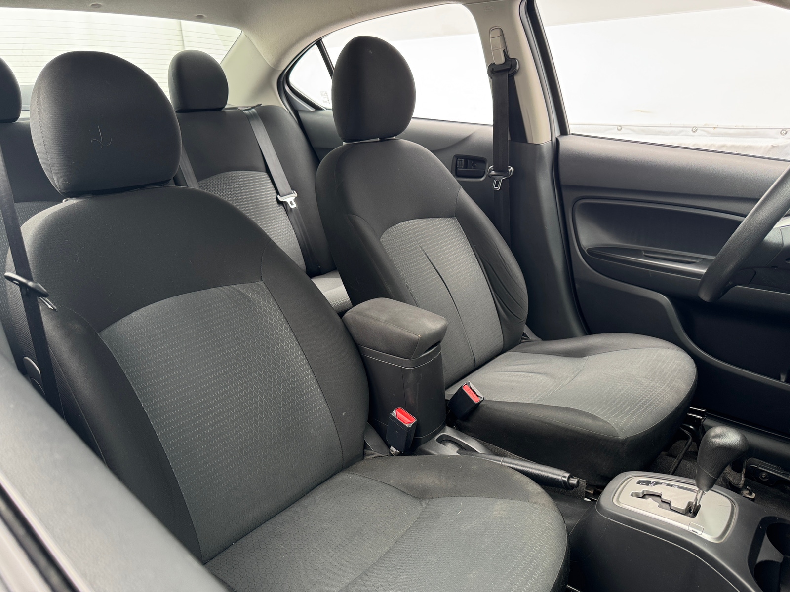 Thumbnail: 2023 Mitsubishi Mirage G4 - 2
