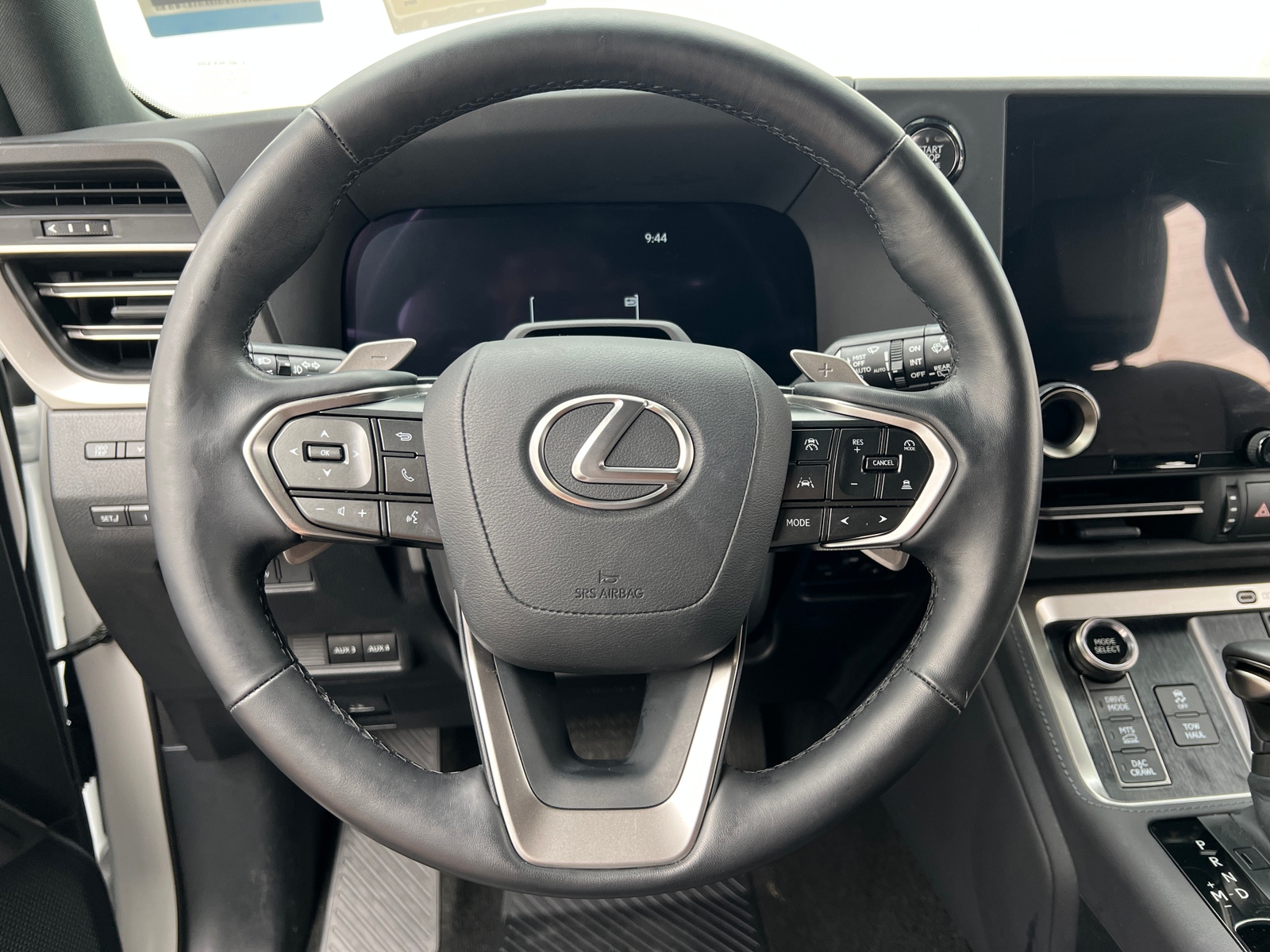 Thumbnail: 2025 Lexus GX - 4