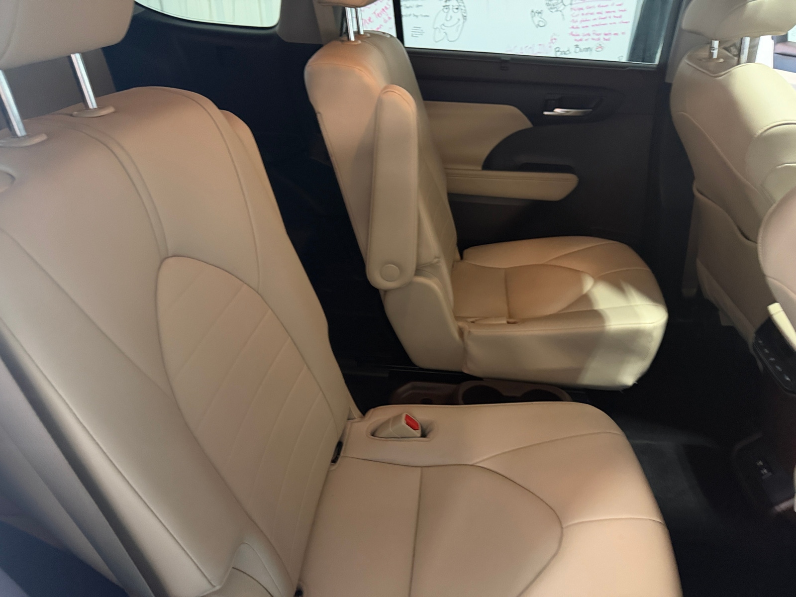 Thumbnail: 2020 Toyota Highlander - 5