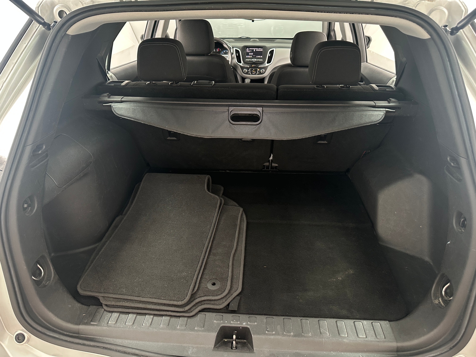 Thumbnail: 2022 Chevrolet Equinox - 7